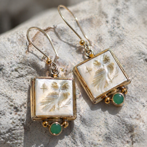 Athena's Light Mother-of-Pearl Earrings