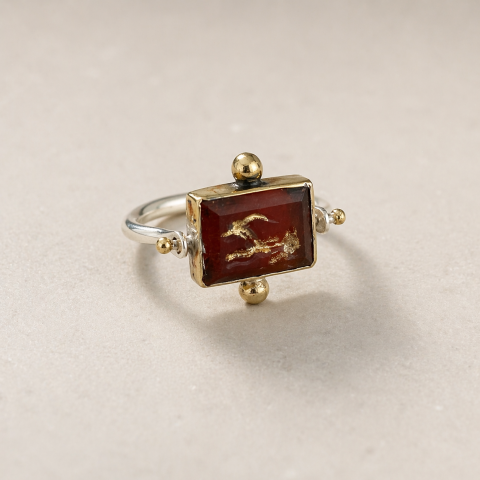 Agate Ring: A Charm of Renewal