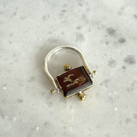 Yenilenmenin Tılsımı Akik Yüzük