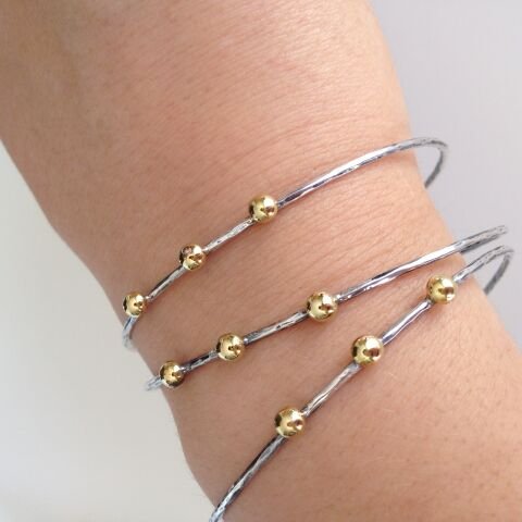 El Yapımı Sarı Üç Nokta Detaylı Gümüş Bilezik