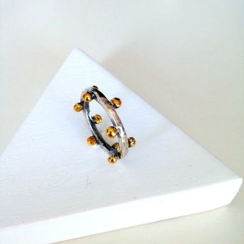 Çapraz Nokta Detaylı Dövülü Gümüş Yüzük